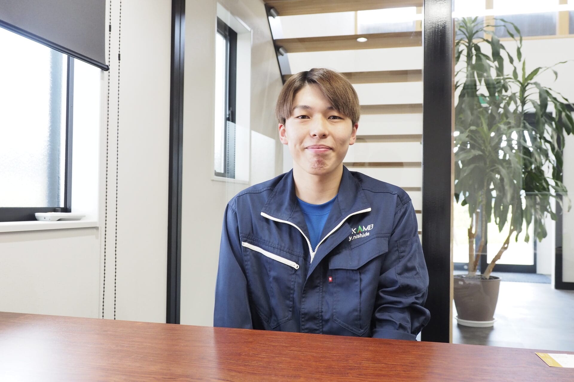 株式会社岡本銘木店 西出義生さん